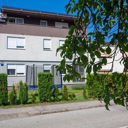 Apartment Sladic Sisak Esterno foto