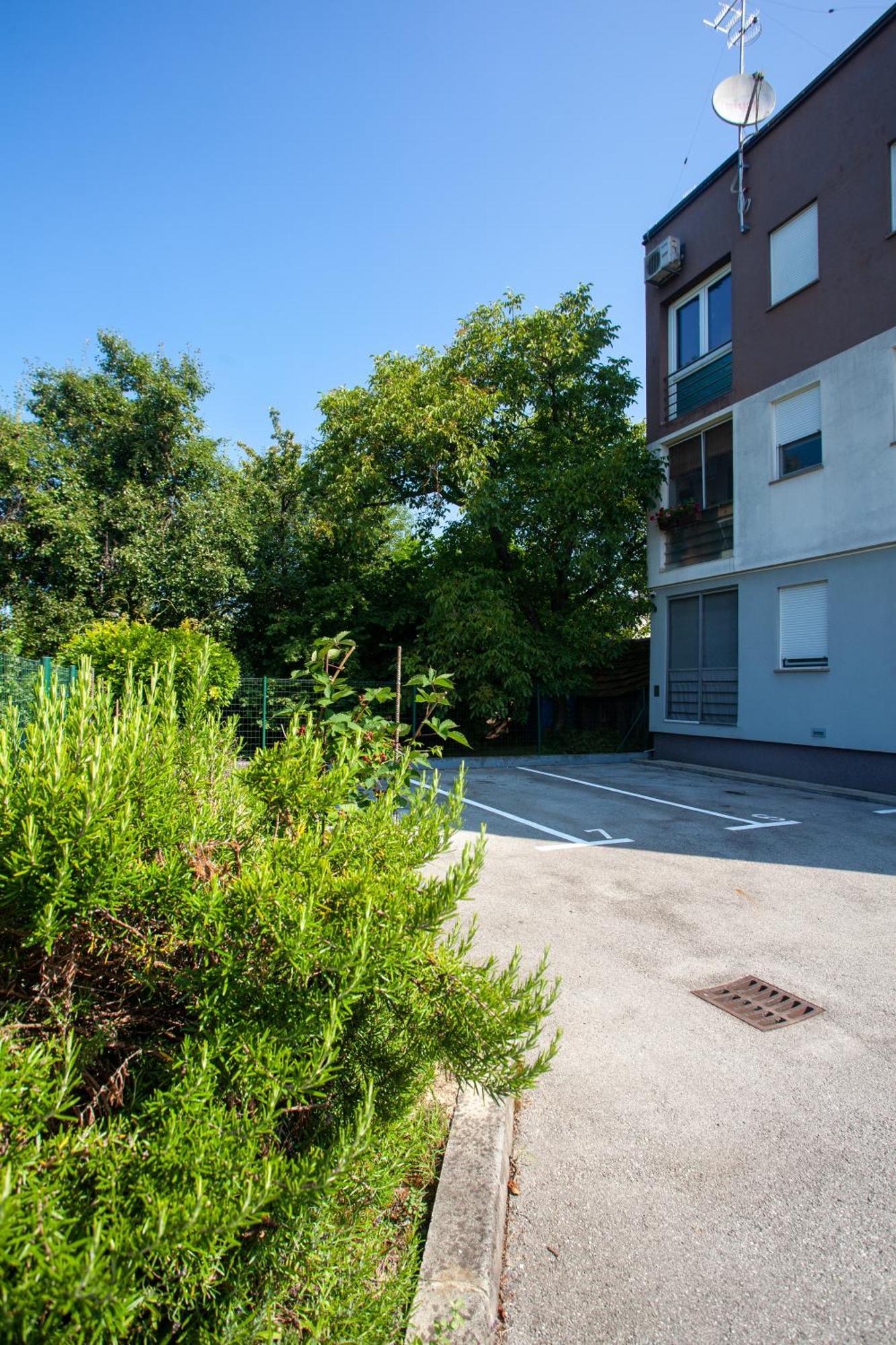 Apartment Sladic Sisak Esterno foto